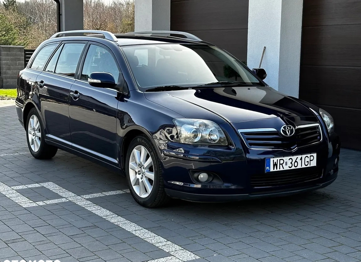 Toyota Avensis cena 18700 przebieg: 260000, rok produkcji 2006 z Radom małe 466